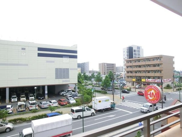 眺望(洗濯物も気持ちよく干せます)