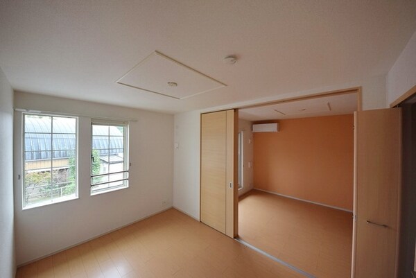 その他室内・内装(解放感あるお部屋です)