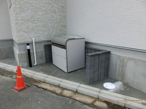 その他(敷地内入居者専用ゴミ置場)