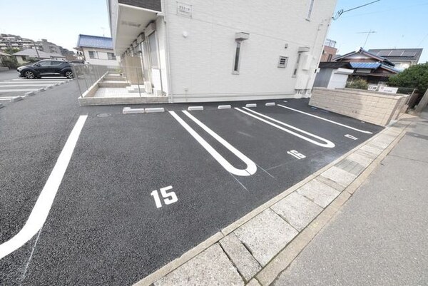 駐車場(お問合せは【タウンハウジング】まで！※現地待合わせ相談可！)