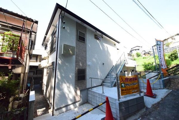 外観(2017年1月完成新築　新検見川駅徒歩10分)
