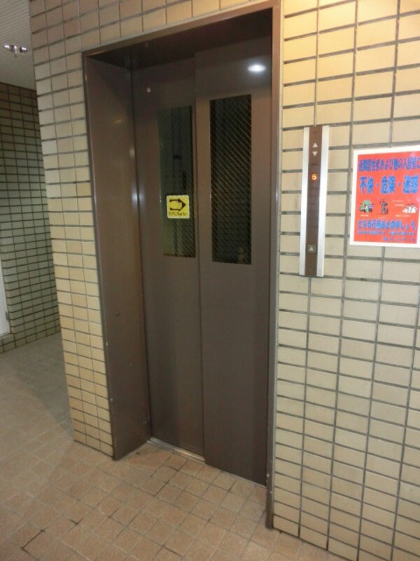 ロビー