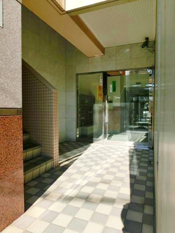 エントランス(お部屋探しは【タウンハウジング千葉店】にお任せ下さい♪)