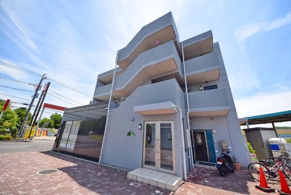 外観(ＲＣ造　１階はテナントで安心です)