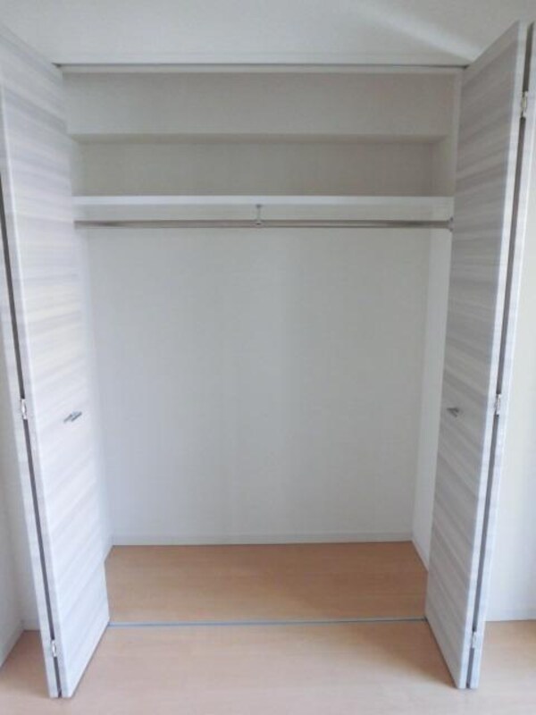 収納(奥行きのある大型クローゼット)