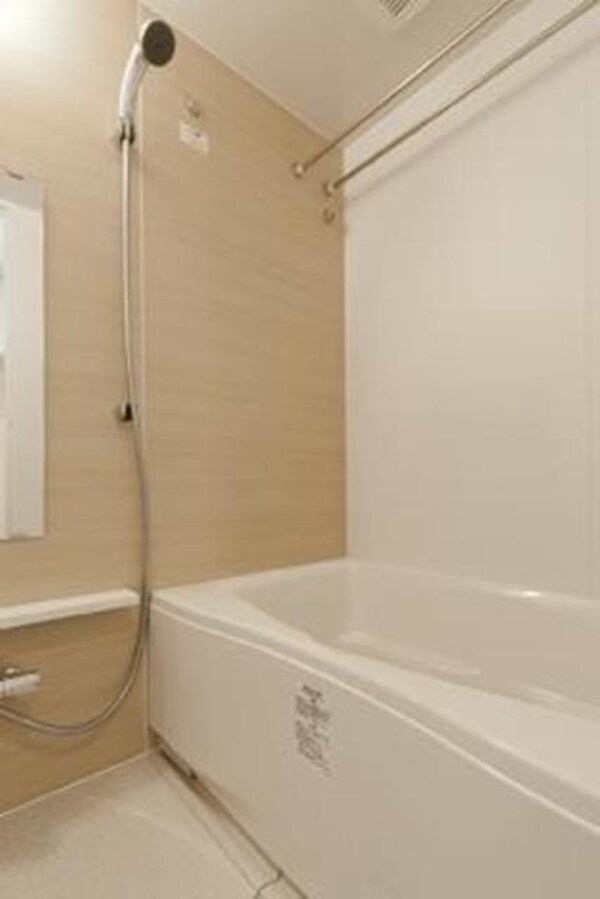 バス／シャワールーム等(※写真は同タイプ住戸です。)