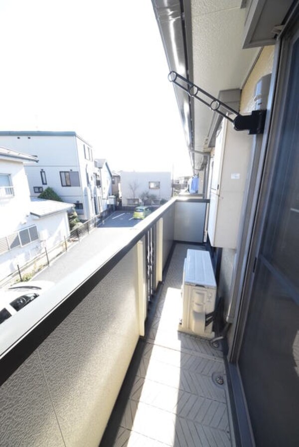 バルコニー(※別号室参考写真です)