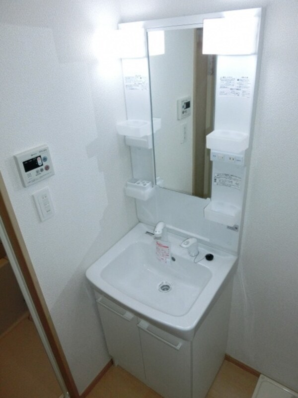 洗面(朝の仕度に便利なシャンプードレッサー)