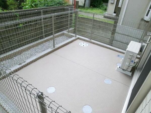 設備(１階は専用テラス付)