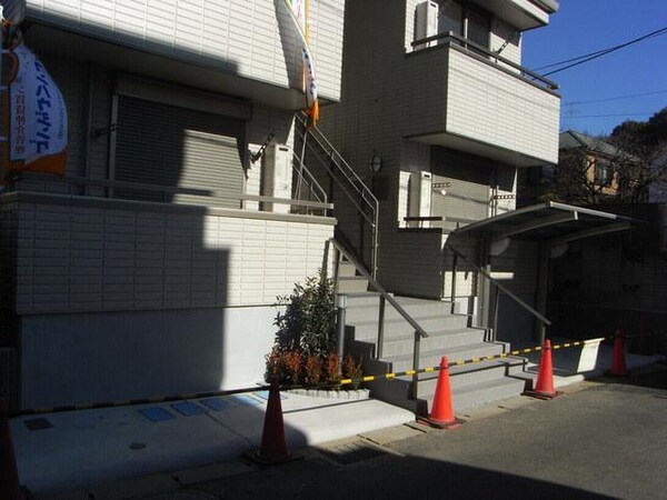 エントランス(エントランス)