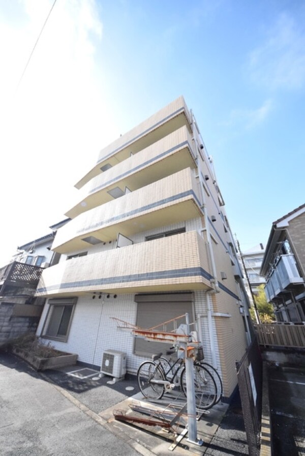 外観(常磐線快速停車駅松戸駅より徒歩７分)