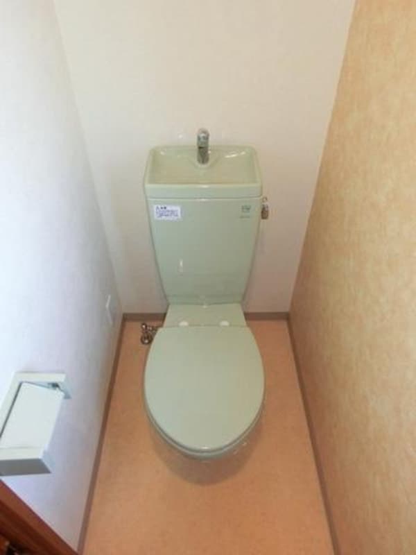 トイレ(お手入れ簡単　清潔感のあるトイレ)