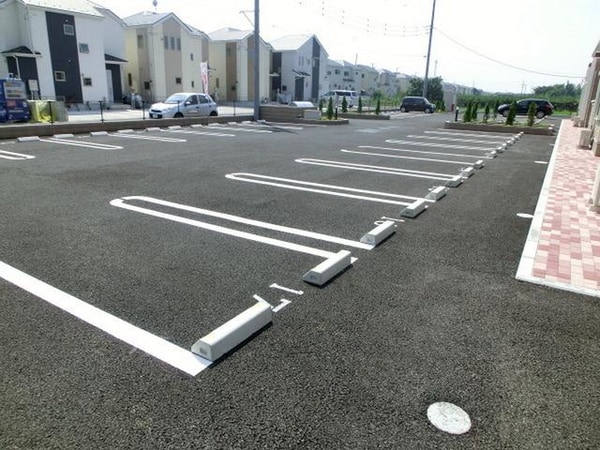 駐車場(専用敷地内駐車場)