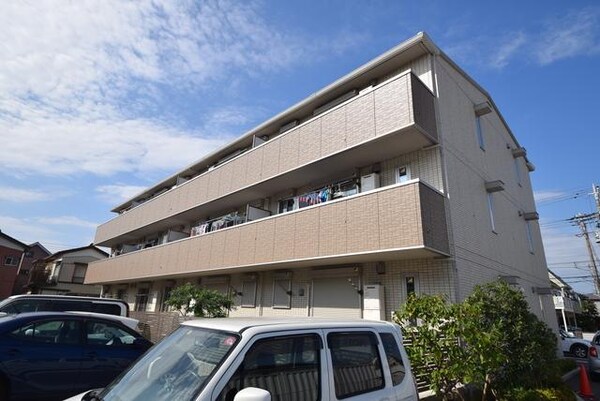 外観(２０１４年築　閑静な住宅街の立地)