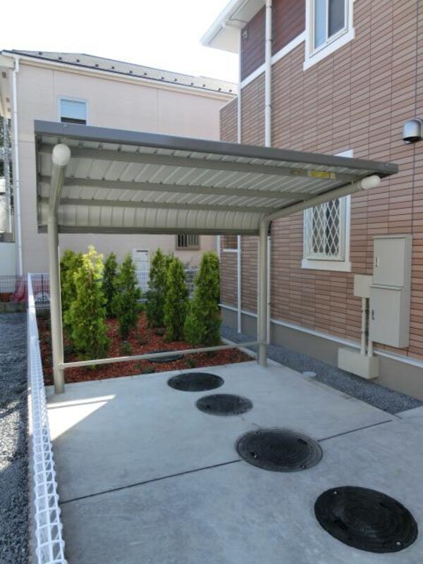 共有部分(敷地内の屋根付き駐輪場)