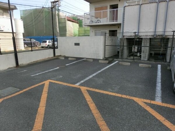 駐車場(敷地内駐車場)
