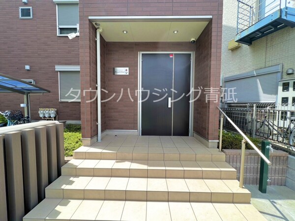 エントランス(エントランス)