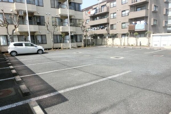 駐車場(敷地内駐車場あります)