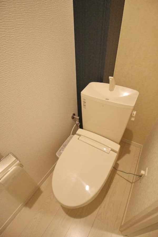 トイレ(清潔感のあるトイレです)