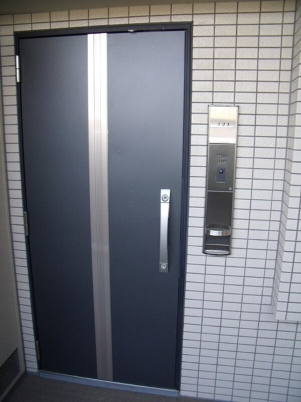 玄関(反転あり)