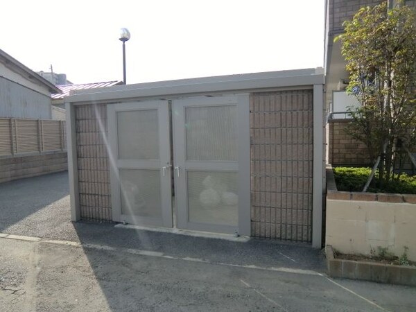 共有部分(敷地内ゴミ置き場)