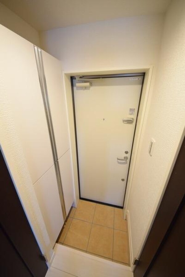 玄関(収納付き玄関)