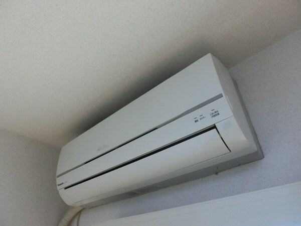 設備(エアコン付き)