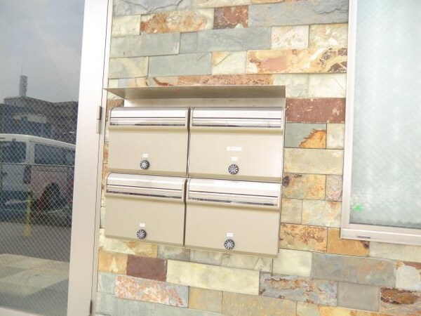 外観(集合ポスト)