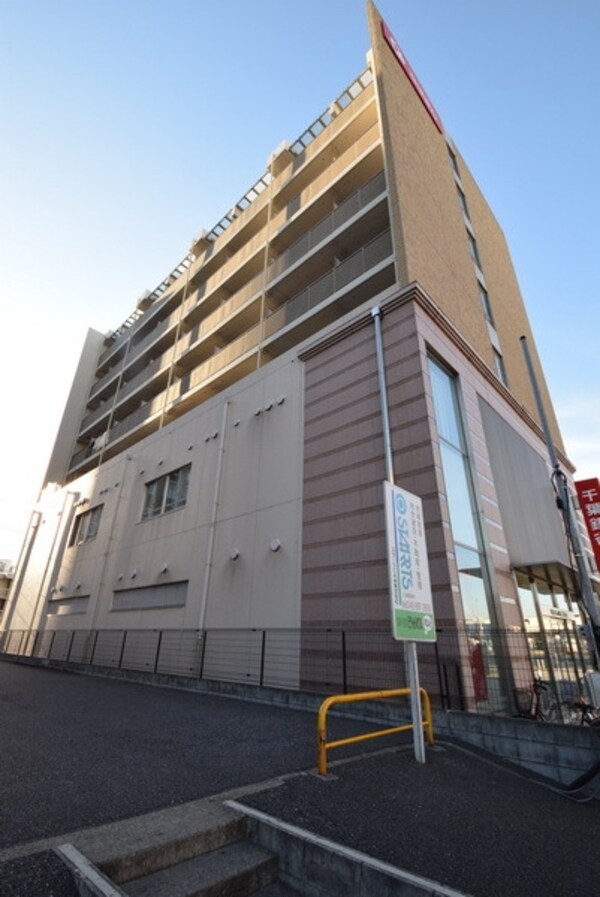 外観(駅徒歩2分)