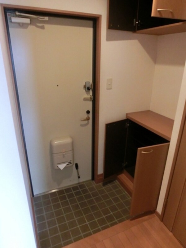 玄関(下駄箱あり)