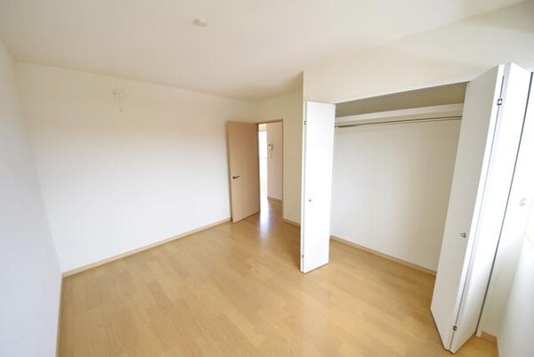 リビング・居室(明るい洋室)