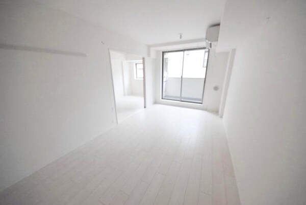 リビング・居室(★白基調の広々としたお部屋★)