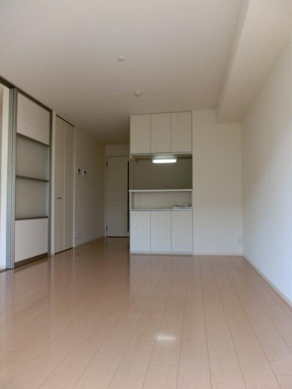 リビング・居室(12帖のゆったりとしたリビングです)