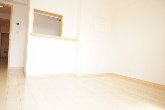 物件内観写真2　(※別号室参考写真です)