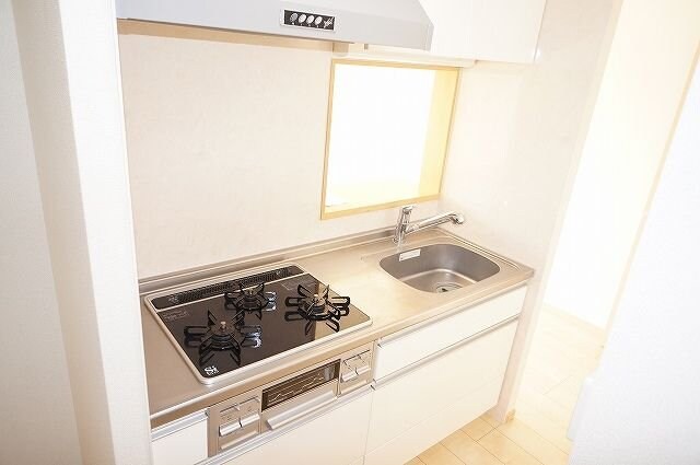 物件内観写真4　(※別号室参考写真です)