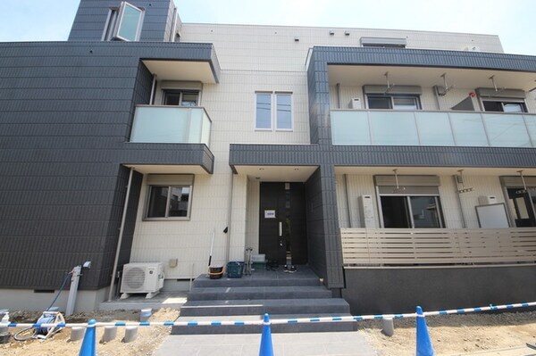 エントランス(外観)