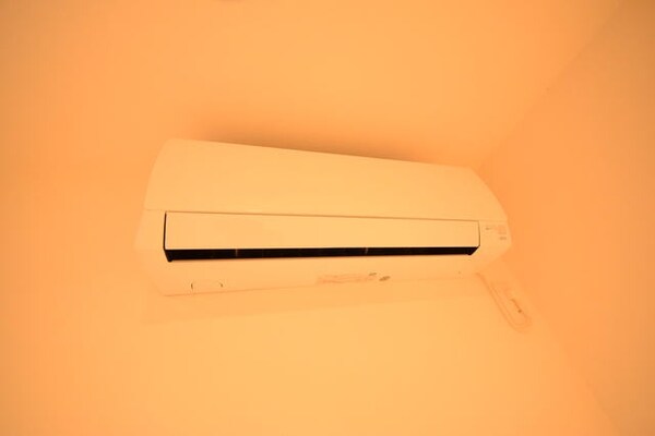 設備(エアコンです)