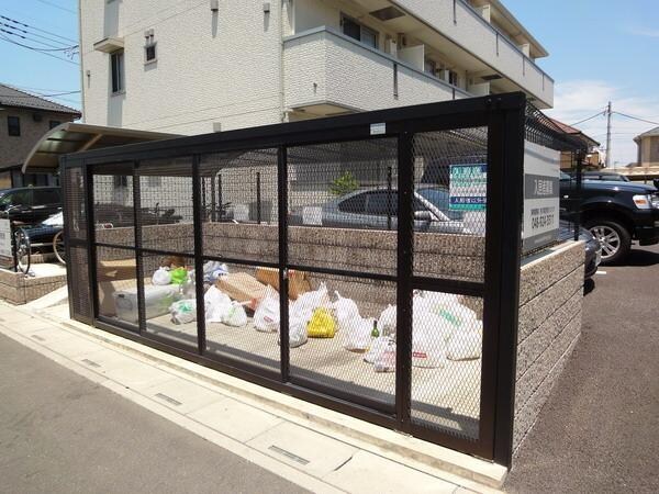 共有部分(ダストボックス)