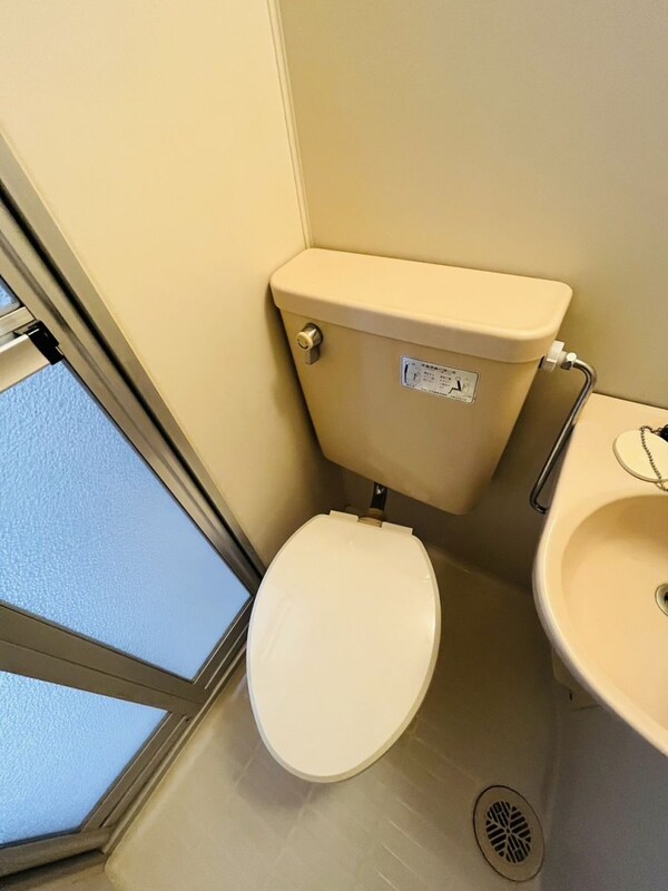 トイレ(※別部屋参考写真)