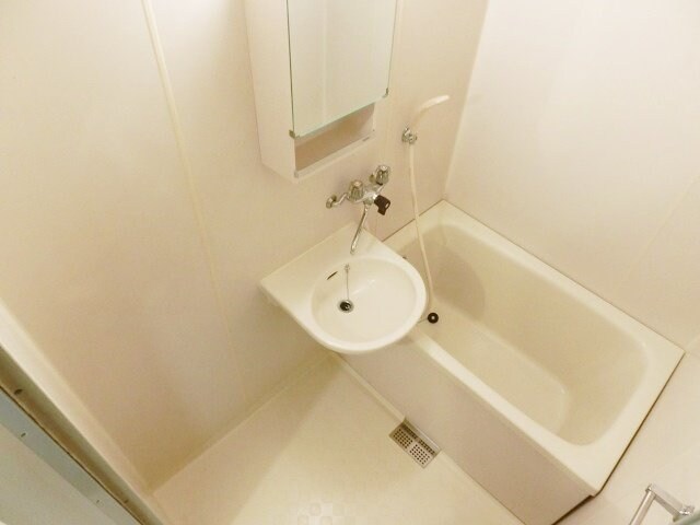 物件内観写真4　(バス／シャワールーム等)