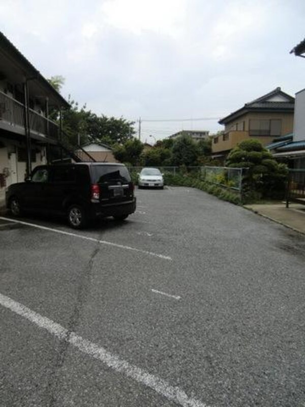 駐車場(敷地内駐車場あります)