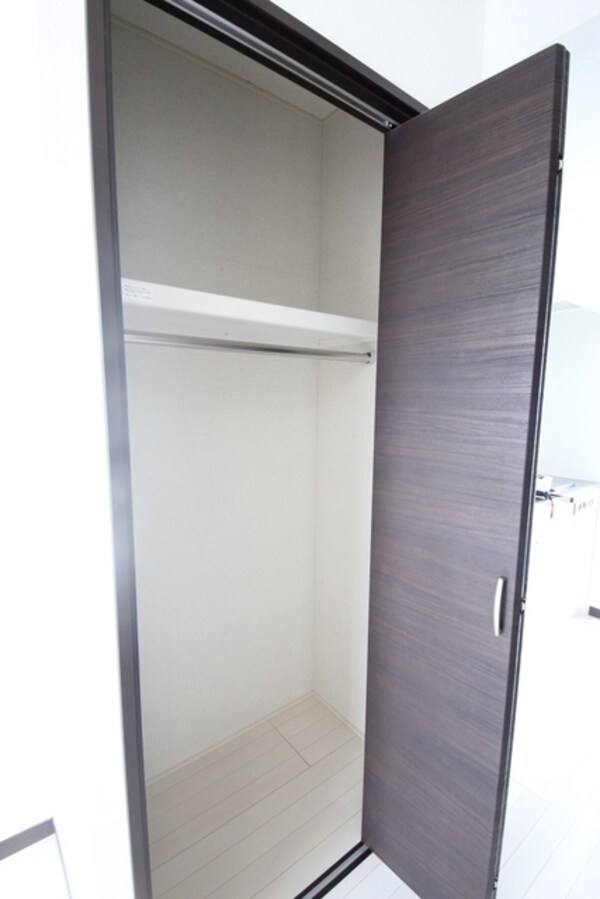 収納(別部屋の同型間取り写真となります。参考まで。)