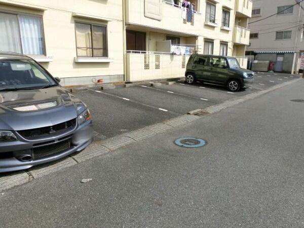 駐車場(敷地内駐車場)