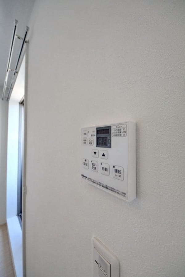 設備(給湯機)