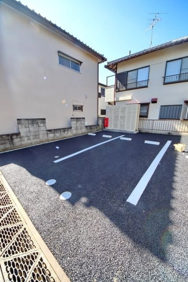 駐車場(駐車場)