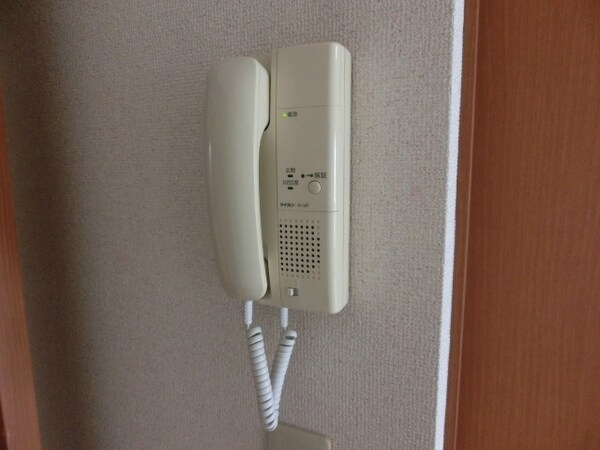 セキュリティ(オートロック付きインターフォン)
