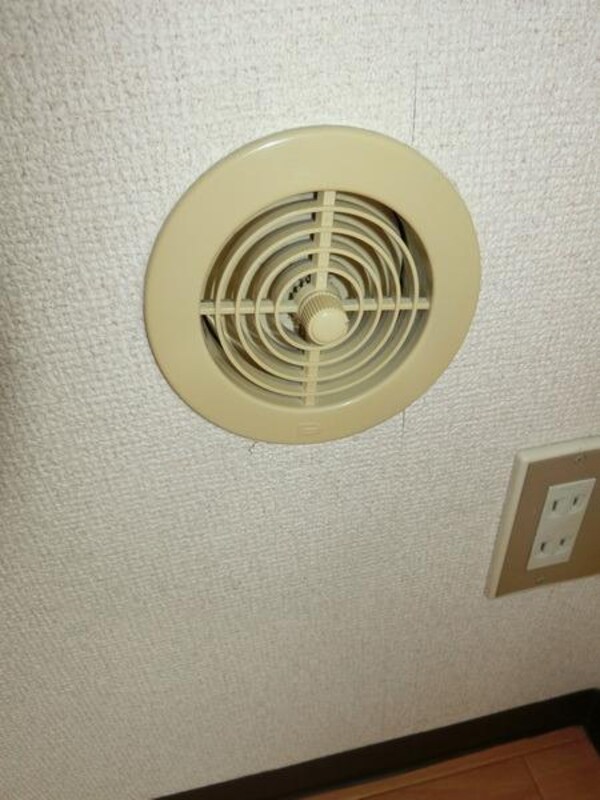 設備(手動換気システムあります)