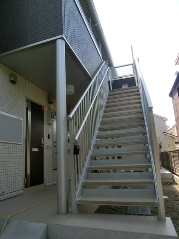 エントランス(共用階段)