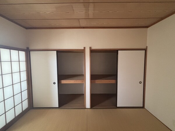 収納(和室収納２間あり)
