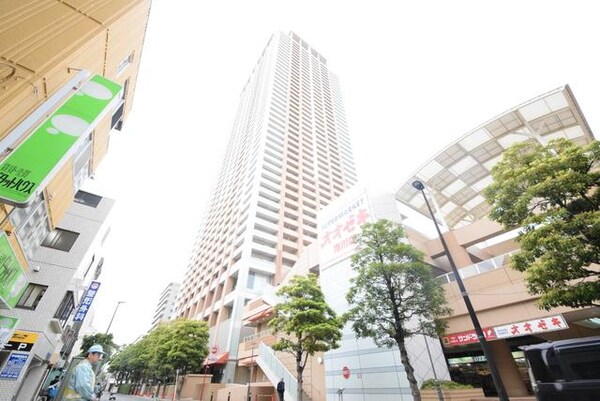外観(市川駅徒歩1分です。)